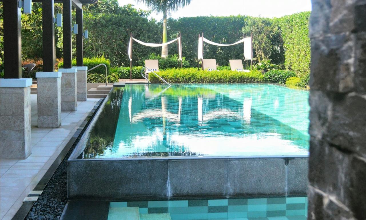 Anya Resort Tagaytay Tagaytay City Exteriör bild